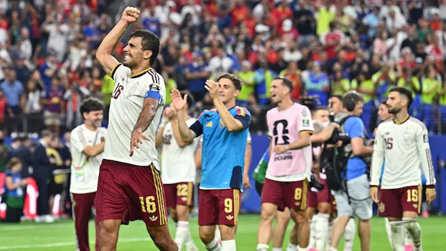 Spain cruises into FIFA World Cup final after dominant win over France