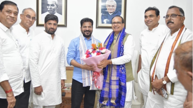 Revanth Reddy meets Shivraj Singh Chouhan requests allocation of 1156 lakh houses