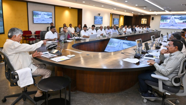 Chandrababu Naidu says Amaravati includes Vijayawada and Guntur not just 29 villages