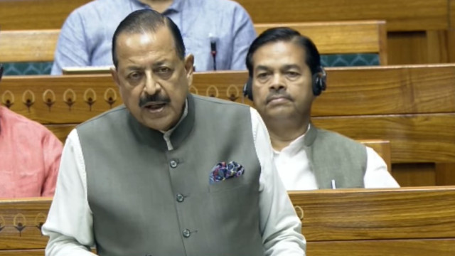 Strict law to prevent paper leaks with fine up to 10 crore