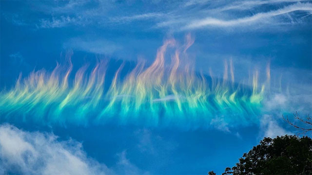 Fire Rainbow This is not fire or a rainbow then what is it