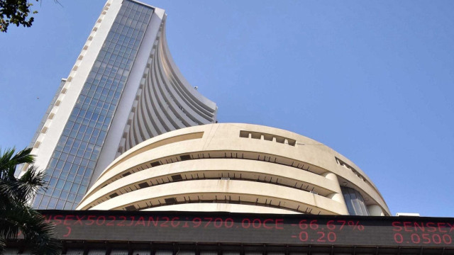 Indian Stock Market ends in losses due to Hormuz tensions