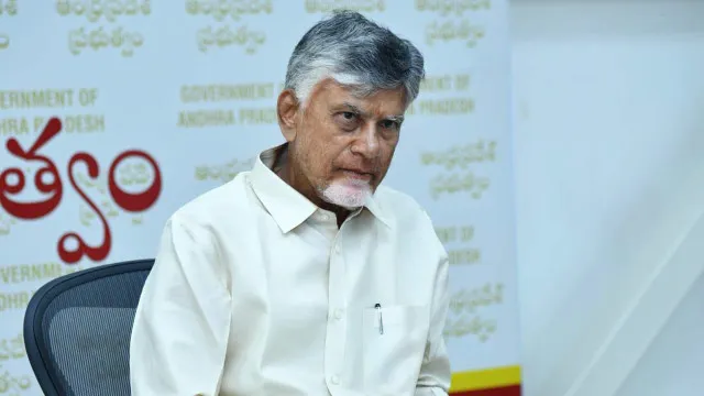 ప్రజల అంచనాలకు తగ్గట్టు కలెక్టర్లు మారాలి.. టెక్నాలజీ, ఏఐ వాడకం తప్పనిసరి: సీఎం చంద్రబాబు