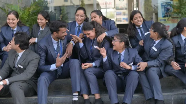 క్యాంపస్‌ ప్లేస్‌మెంట్లకు ఏఐ ఎఫెక్ట్‌.. ఐఐఎస్సీ ప్రొఫెసర్‌ కీలక ప్రశ్న!