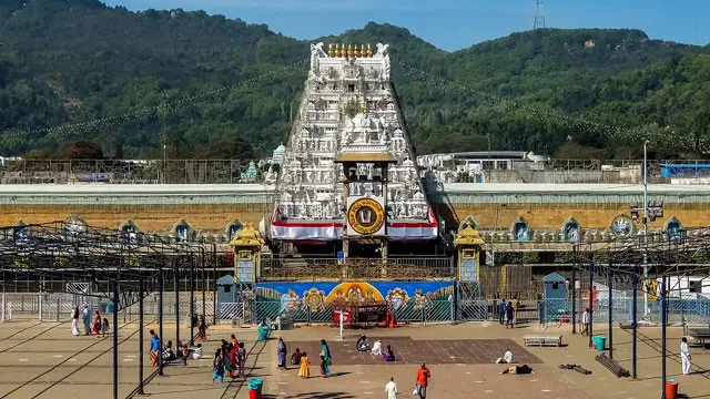 తిరుమల బ్రహ్మోత్సవాలు: ఆరు రోజుల పాటు ఎస్‌ఎస్‌డీ టోకెన్ల జారీ నిలిపివేత