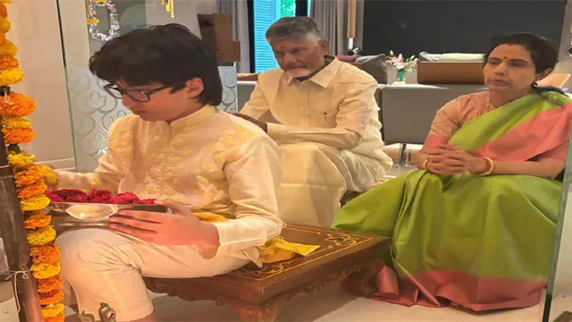 కుటుంబంతో కలిసి సీఎం చంద్రబాబు పూజలు.. రాష్ట్రాభివృద్ధికి విఘ్నాలు తొలగాలని ప్రార్థన