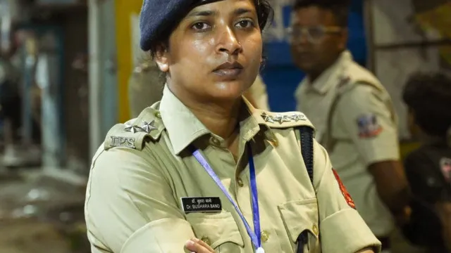 వీడియోలో మతపరమైన పదాలు.. ఫిర్యాదుతో మహిళా ఐపీఎస్ అధికారి బదిలీ