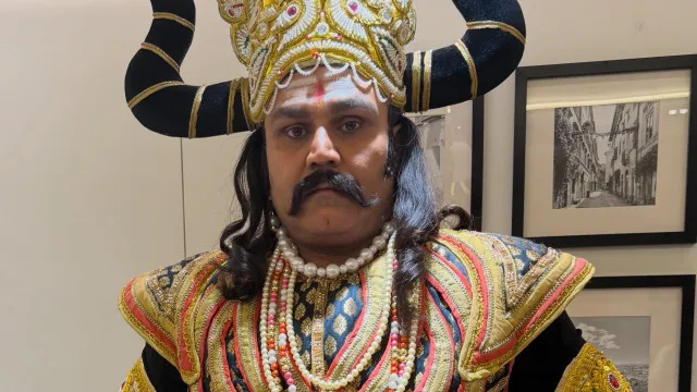లైఫ్ స్కోర్‌కార్డు చెక్ చేస్తా.. యమధర్మరాజు గెటప్‌లో సెహ్వాగ్.. ఫొటో వైరల్!