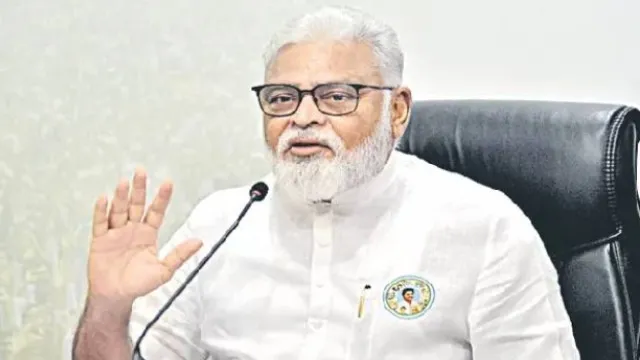 అంబటి రాంబాబుకు ఈడీ నోటీసులు.. రేపు విచారణకు రావాలని ఆదేశం