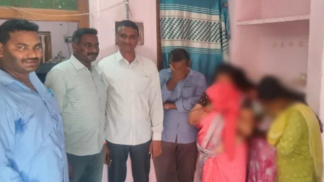 గుంటూరులో వ్యభిచార ముఠా గుట్టురట్టు.. నిర్వాహకురాలితో సహా ఐదుగురి అరెస్ట్