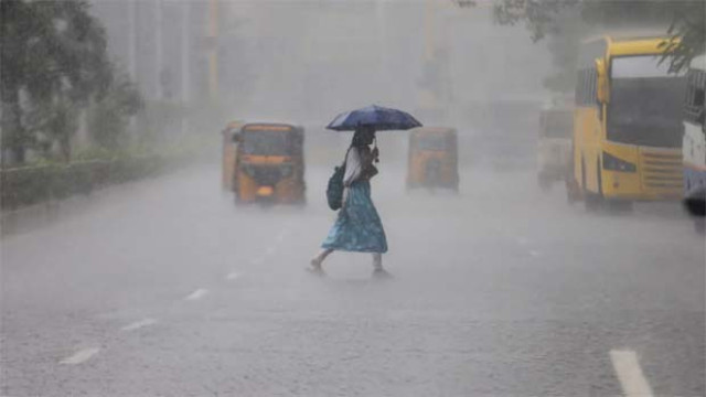 Red alert for Chennai Heavy rains flooding Tamil Nadu