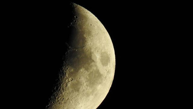 Moon is shrinking and over 10000 cracks found on lunar surface