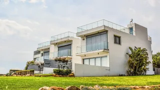 Hyderabad Real Estate New Trend Buyers Avoid Villas Near Politicians