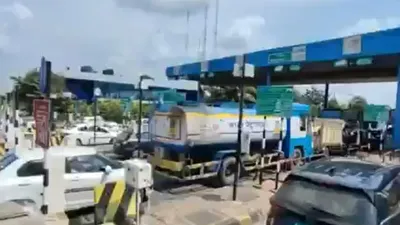 Hyderabad Vijayawada Highway traffic jam at Pantangi Toll Plaza as vehicles move slowly