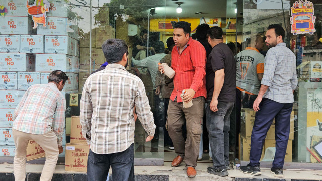 Dussehra celebrations in Telangana Liquor sales worth Rs 755 crore in four days