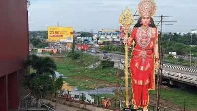 Nayanthara 60 feet cutout Regina Cassandra interesting tweet