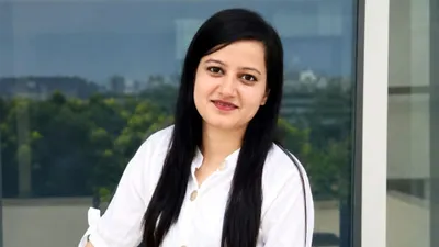 Archana Chaudhary Malik commits suicide by hanging from fan in Madhapur Hyderabad