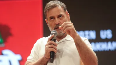 Rahul Gandhi tells Delhi traders protest will stop in 30 seconds if CEC is removed