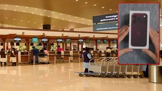 Passenger protest at Kochi Airport over Dubai iPhone what happened