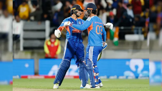 Aakash Chopra trolled after India carnage as 170 plus prediction fails